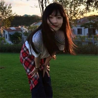 草裙春色